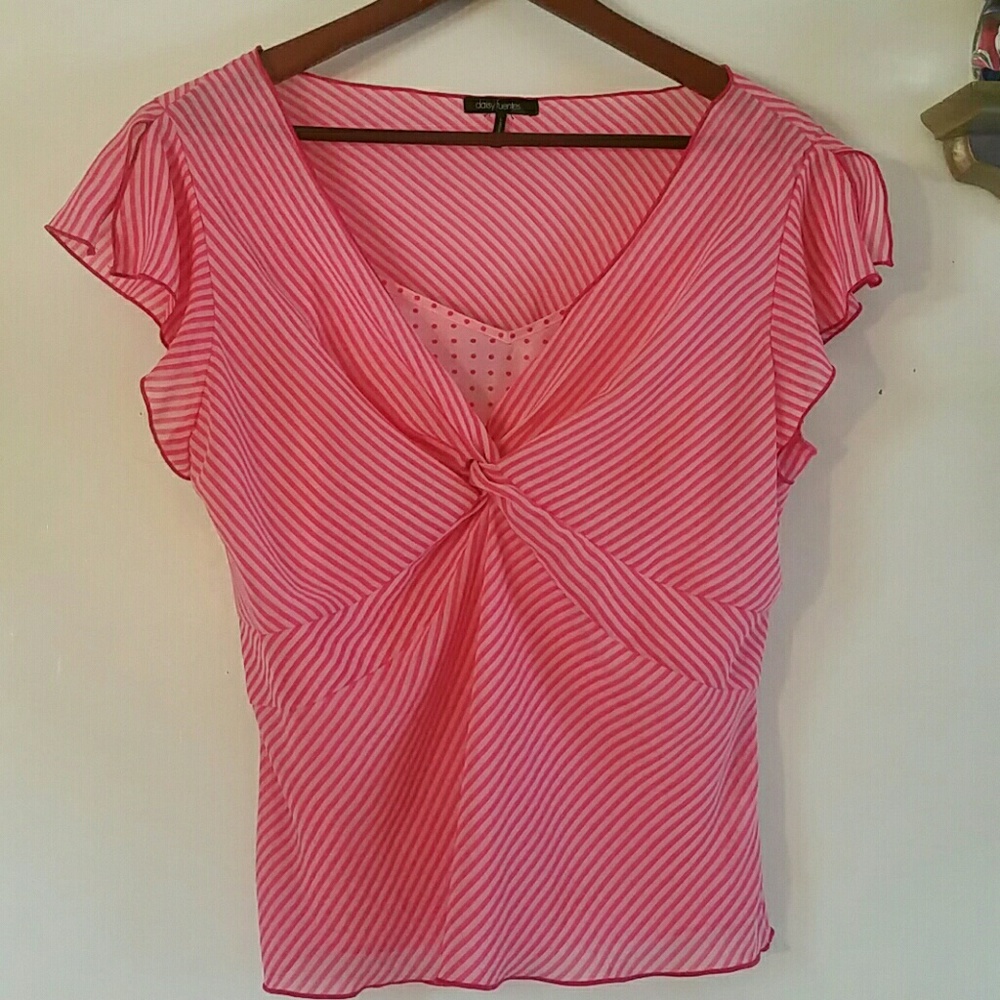 Daisy Fuentes MODA Blouse And Cami Set